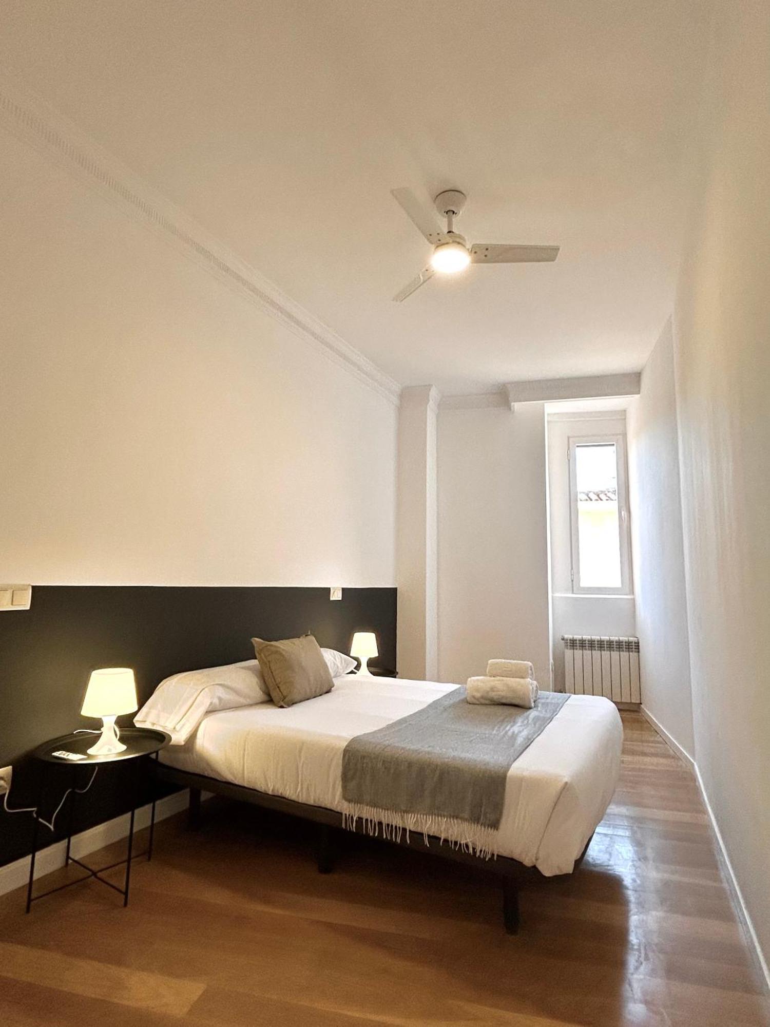 Pdv Rooms Мадрид Экстерьер фото