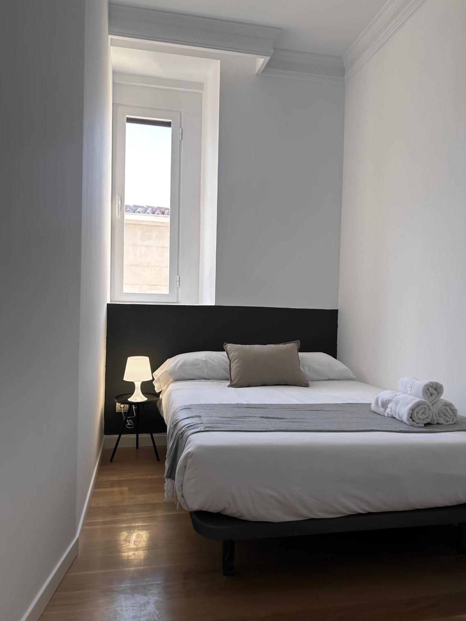 Pdv Rooms Мадрид Экстерьер фото